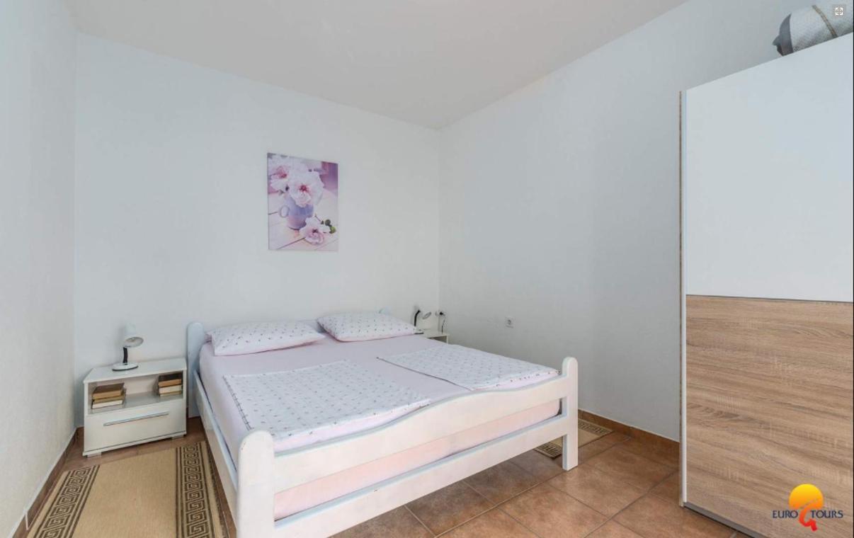Apartment House Lucija *